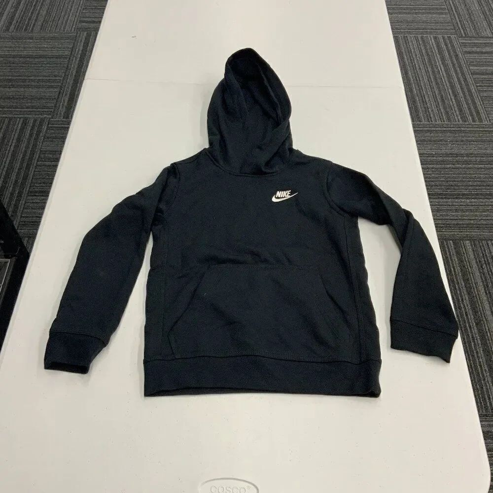 Nike Boy's Club Pullover Black Small